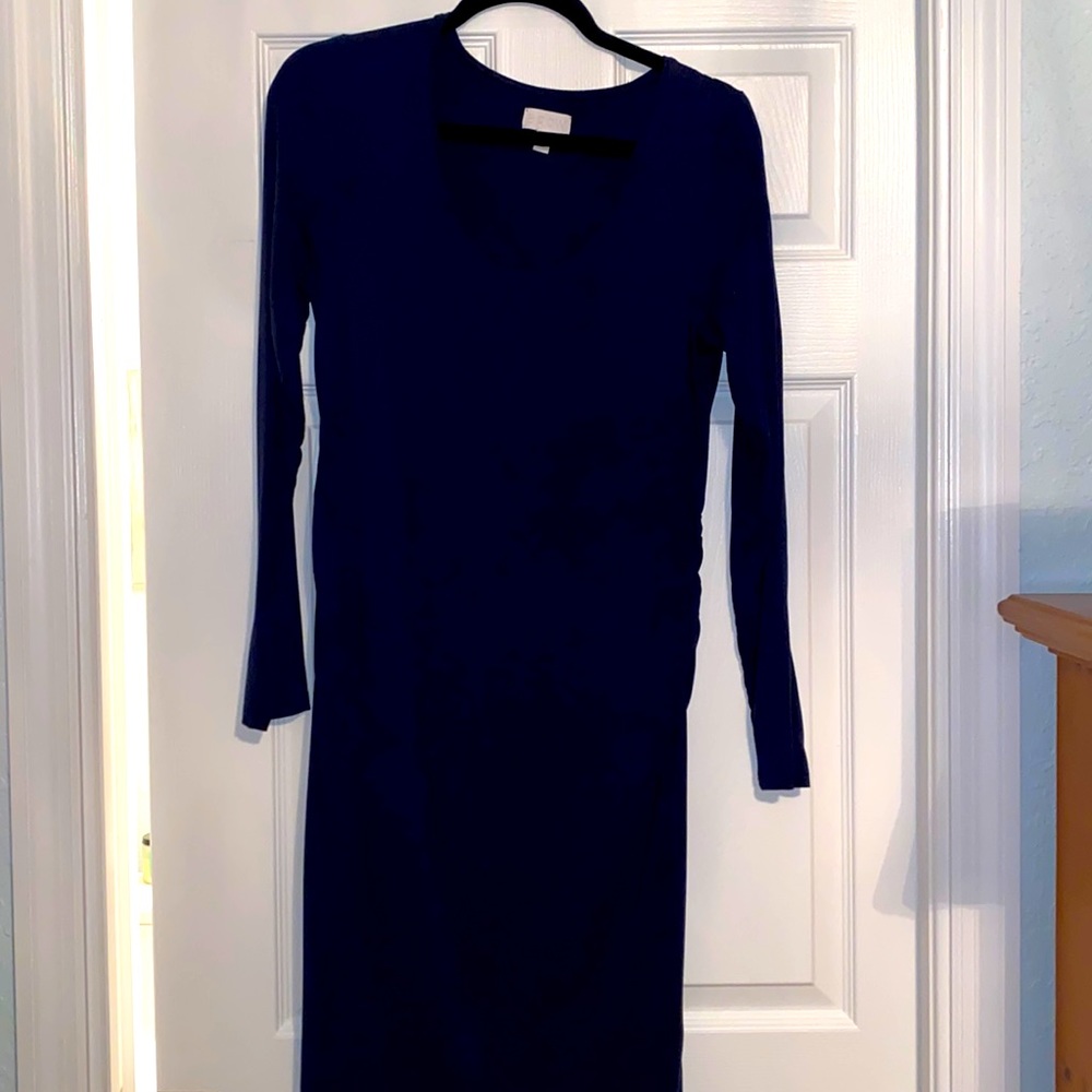 a glow maternity dress size M